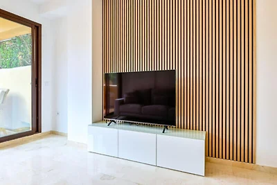 Wohnung in Estepona mit Zugang zum Strand