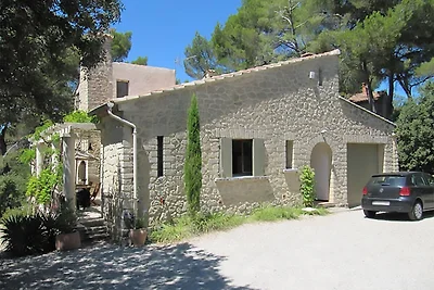 Moderne Villa mit privatem Pool in Roquebrun