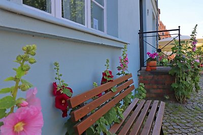 Moderne Ferienwohnung mit Garten in Wismar