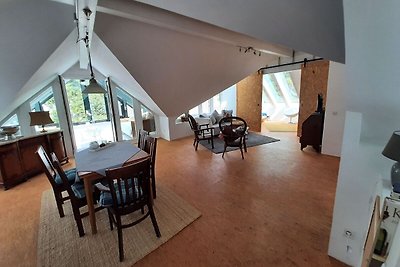 Bijzonder appartement in Roes met een leuk...