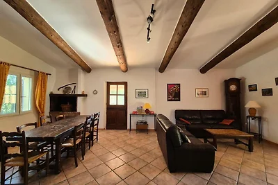 Einstöckiges Ferienhaus mit Swimmingpool