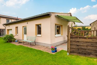 Accogliente bungalow a Pepelow vicino al mare