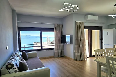 Accogliente apt con balcone privato, Saranda
