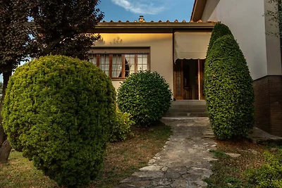Villa in Lucca bij Porta San Pietro