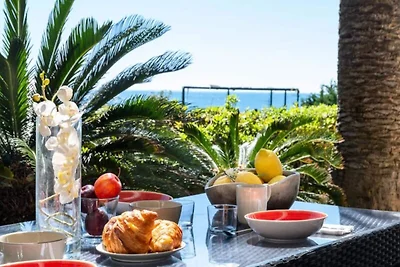 Appartement in Palm Beach met uitzicht op zee