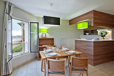 Apartment mit teilweisem Meerblick