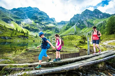 Üppiges Chalet mit privater Sauna