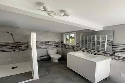 Super süßes Haus mit 3 Schlafzimmern und Pool