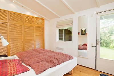 Ruhiges Ferienhaus in Hovedstaden mit...