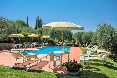 Suggestiva Proprietà nel Chianti: piscina, pa...