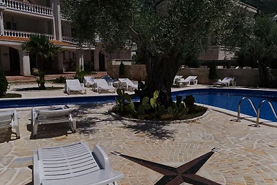 Villa Ponto - Studio Apartment With Terrace...