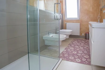 III in Villa Sunce