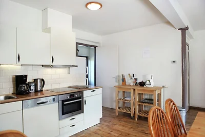 Teil eines Bauernhauses mit privater Terrasse