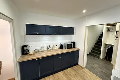 Ferienhaus mit Terrasse und Parkplatz