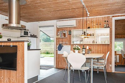 Modernes Ferienhaus in Glesborg mit Meerblick