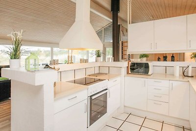 Modernes Ferienhaus in Blokhus mit Sauna