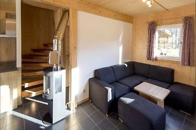Einladendes Chalet mit Außenjacuzzi an der...