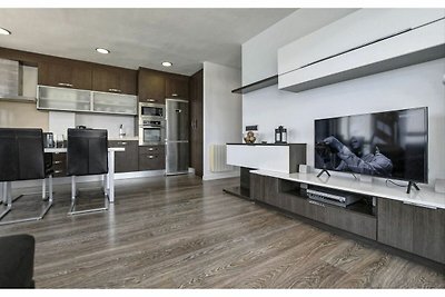 Moderne Wohnung mit Panoramablick aufs Meer