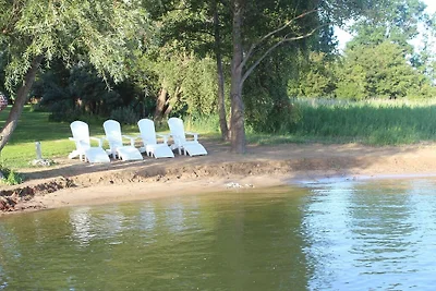 Ferienhaus mit Kamin am Achterwasser in Lütow