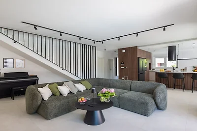 Villa Prima Lux - Four Bedroom Villa with...