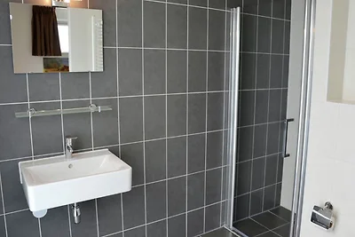Luxuriöse Villa mit 3 Bädern, in einem...