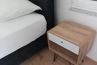 Villa Nižić Makarska -Two Bedroom Apartment W...