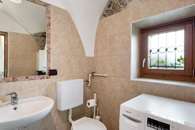 Schönes Apartment in Brez mit Garten
