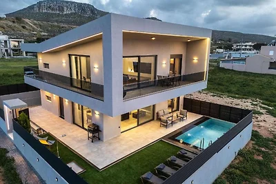 Villa mit Meerblick, Pool und Grill für 8...