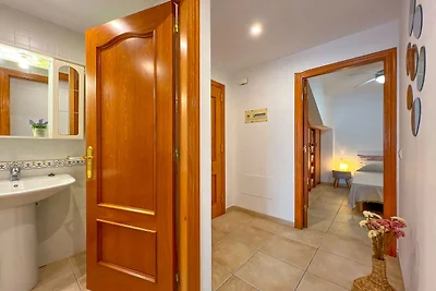 Appartement in Blanes met Uitzicht op Zee