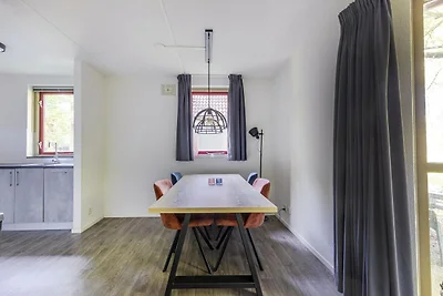 Saunabungalow aan het meer voor 4