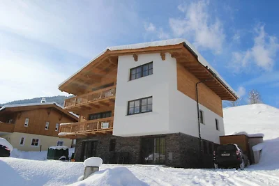 Chalet a Saalbach vicino Jausern Lift