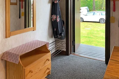 4 Personen Ferienhaus in HOLSLJUNGA-By Traum