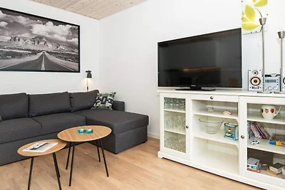 4 person holiday home in Rømø-By Traum