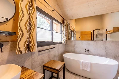 Großzügiges Chalet mit Whirlpool