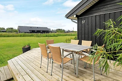 Helles Strandhaus Ruckzug -- By Traum...