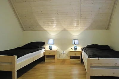 Ferienhaus mit Terrasse, direkt am See