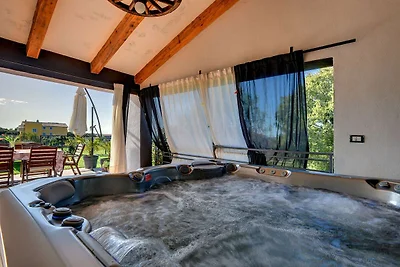 Villa in Rovinjsko Selo mit Pool