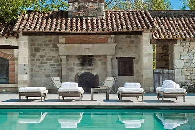 Autentico castello vicino ad Agen con sauna