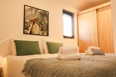 Nice chalet with dishwasher, near the...