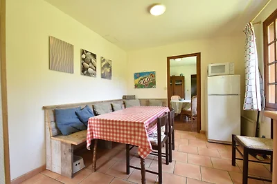 Spaziosa casa vacanze con giardino