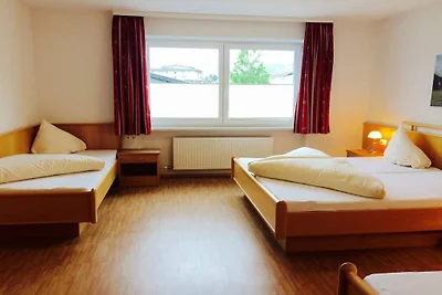 Ferienwohnung in Fügen mit Schwimmbecken