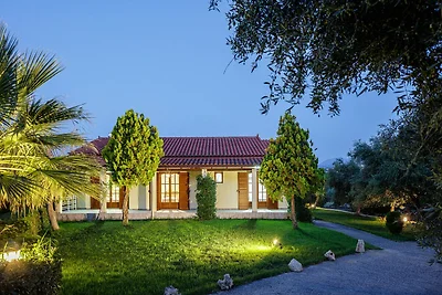 Villa di lusso ad Adele con piscina e...