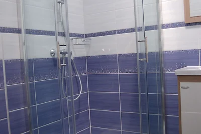 Komfortable Wohnung mit überdachter Terrasse