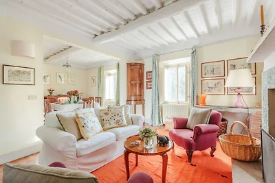 Villa tra i boschi a Camaiore