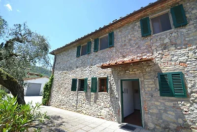 Gemütliches Bauernhaus in Quarrata mit...