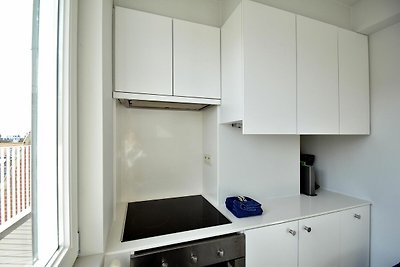 Stylish apartment right on the beach