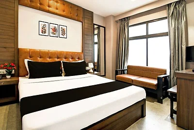 Super Hotel O Tagore Park Laskarhat