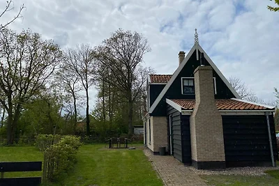 Villa mit Whirlpool in der Nהhe des...