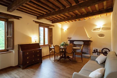 Casale Toscano indipendente in campagna