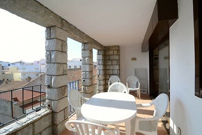 Apartment in L’Escala mit Terrasse